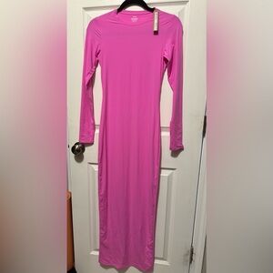 Skims pink long sleeve crew neck fits everybody dress